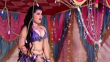 पहिलकी के गोली मर दा । PAHILKI KE GOLI MAR DA ।'_'_ LETEST HOT BHOJPURI ITEM SONG [ 2017 ] H