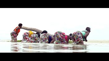 Chura Dance   Tanzania women Twerking